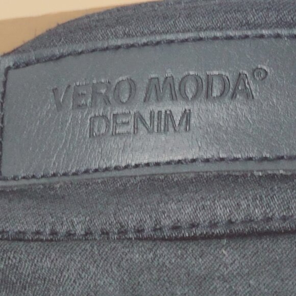 Vero Moda Women's Black Denim Front Zipper Straight Leg Fitted Jeans Pants Small - Picture 8 of 12